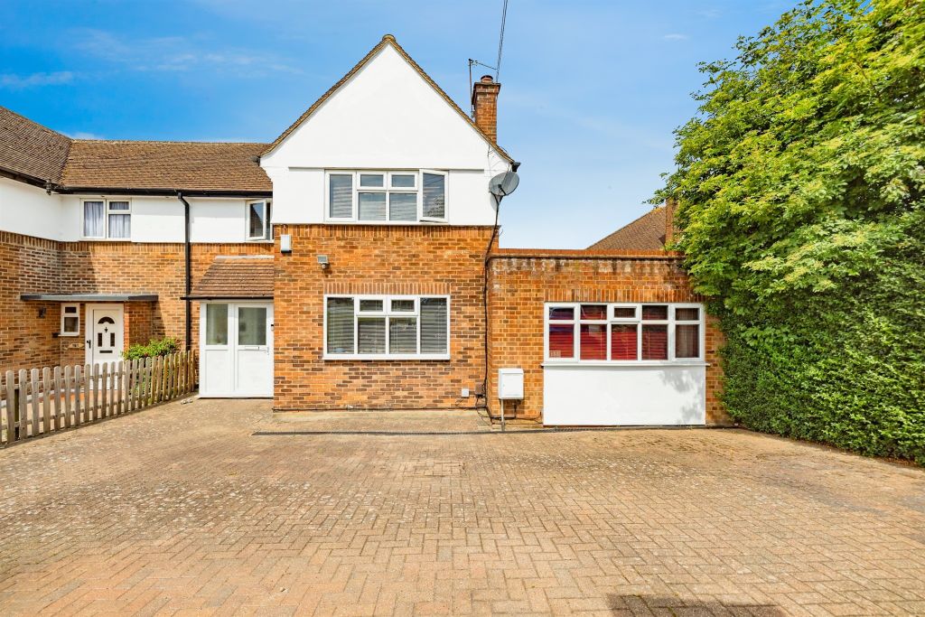 Property photo 1 of 17