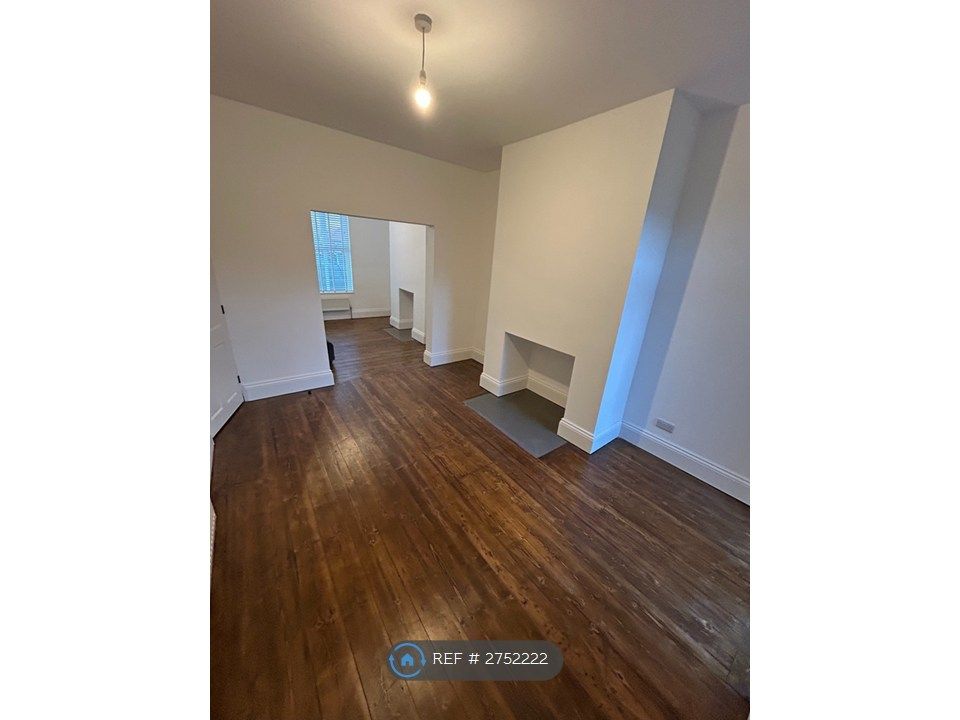 Property photo 2 of 10 Dining Room