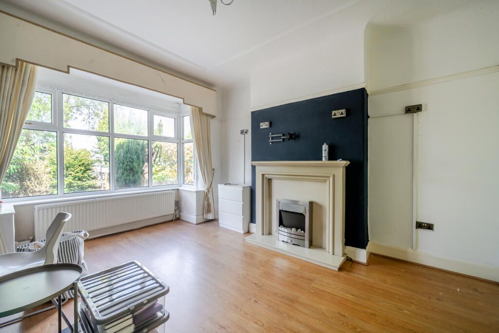 Property photo 3 of 21