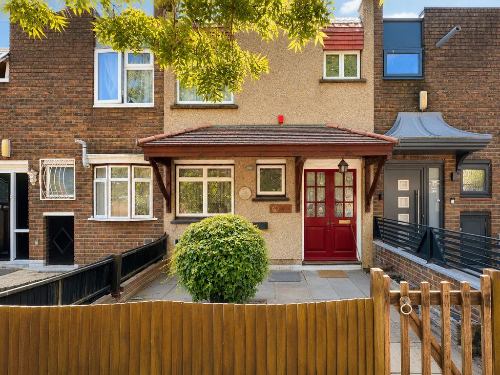 Property photo 1 of 10 External Facade