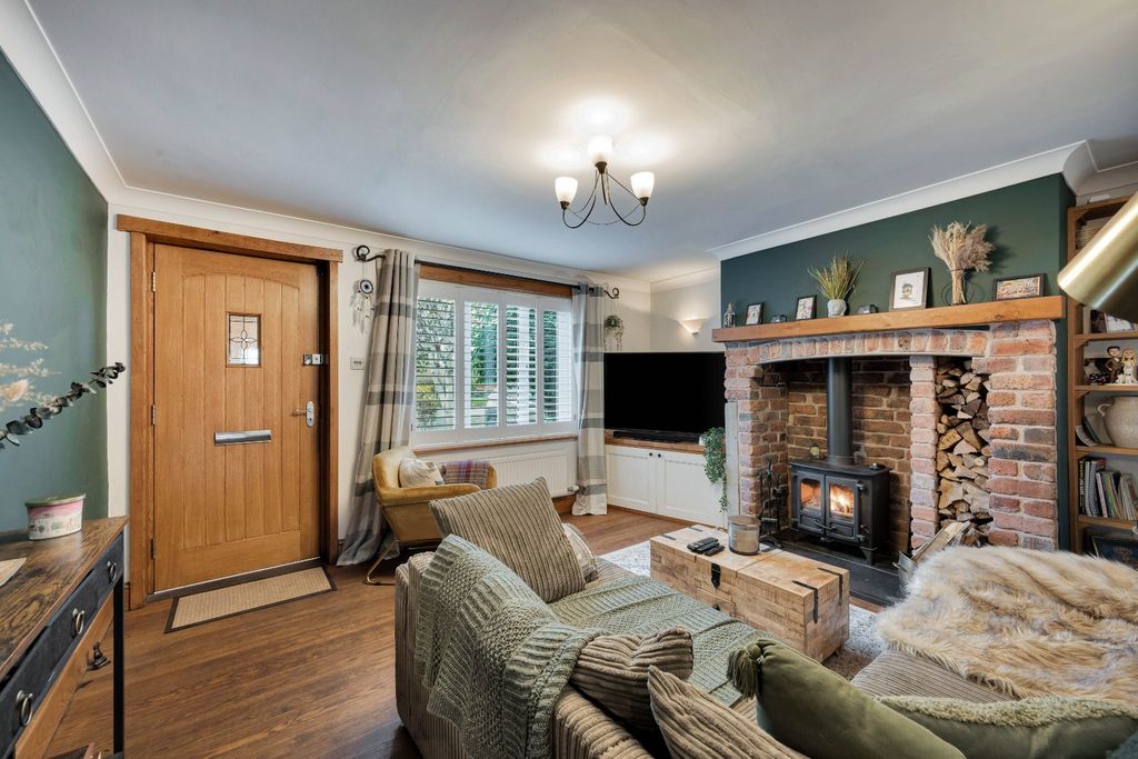 Property photo 3 of 25 4619596