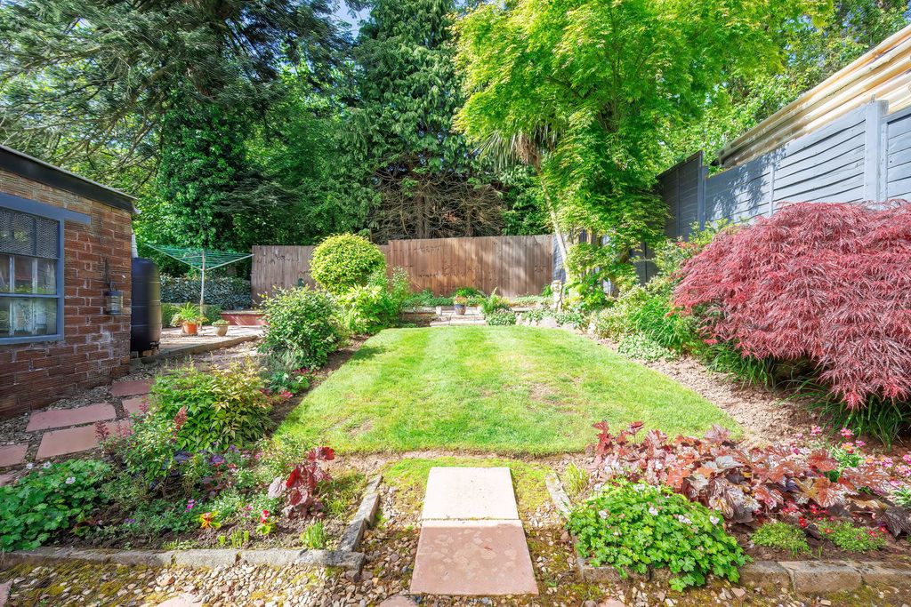 Property photo 2 of 36