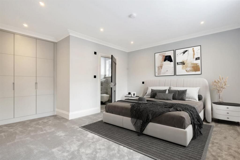 Additional image 12 of 6 bed detached house for saleIvy Chimneys, Epping CM16