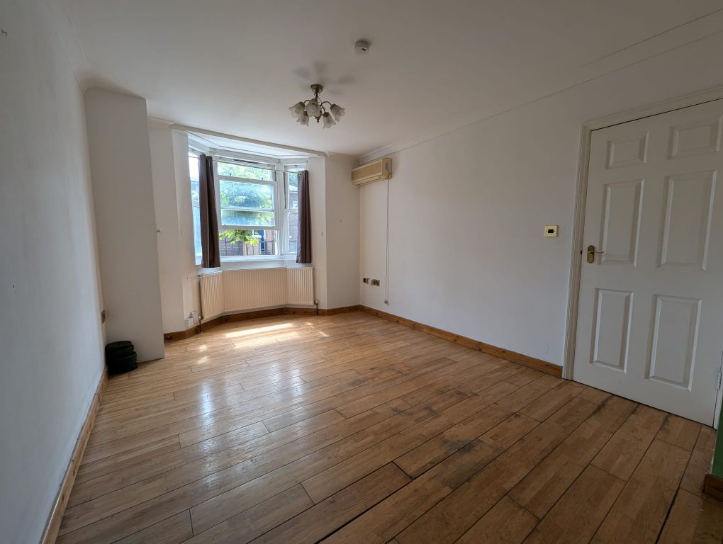 Property photo 2 of 11 Living Room1