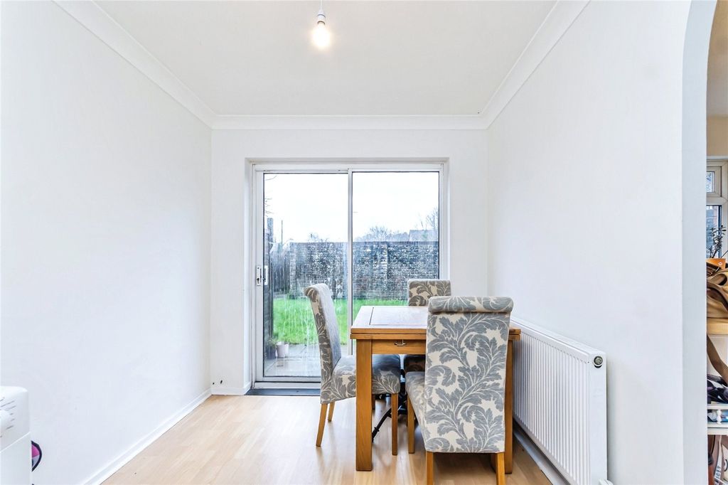 Property photo 3 of 19 Picture No. 51