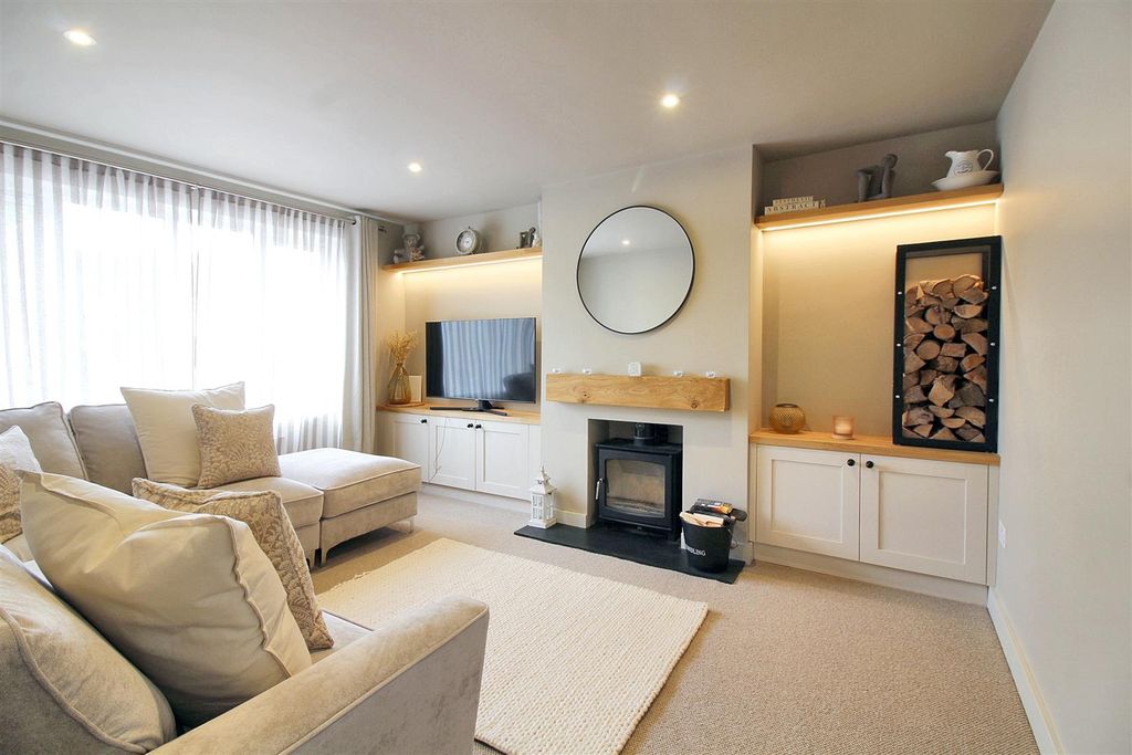 Property photo 3 of 20 4.Jpg