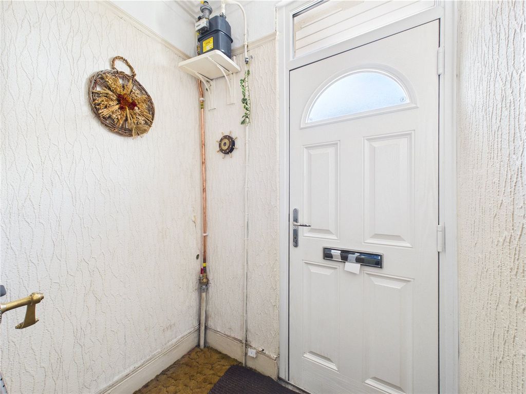 Property photo 2 of 25 Picture No. 28