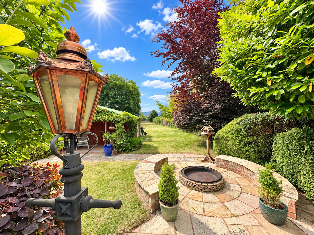 Property photo 2 of 61 07