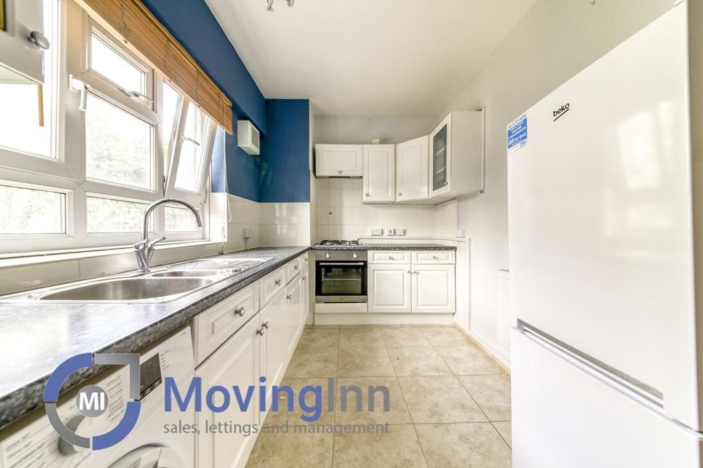 Property photo 1 of 12 Kitchen