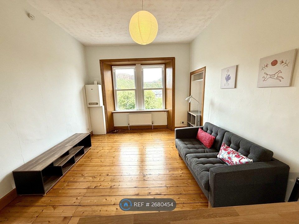 Property photo 2 of 11