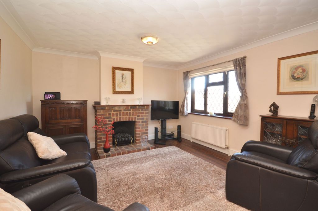 Property photo 3 of 22