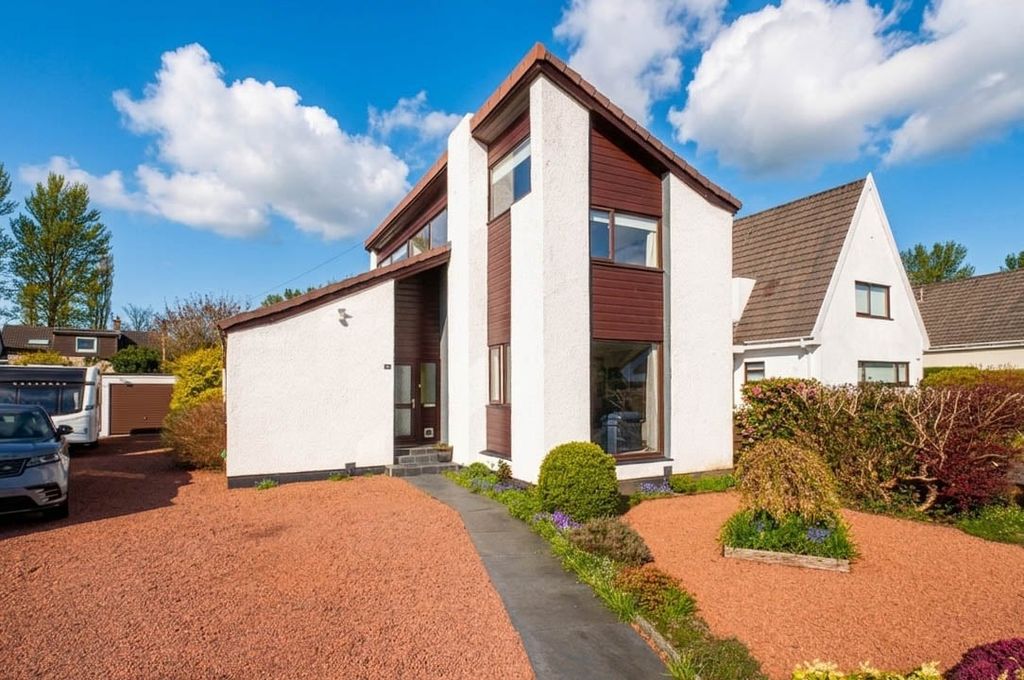 Property photo 1 of 22