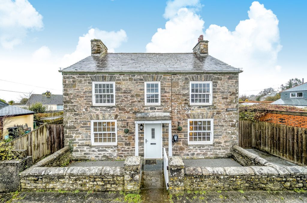 Property photo 1 of 25 1382745-2-6936Fd1...