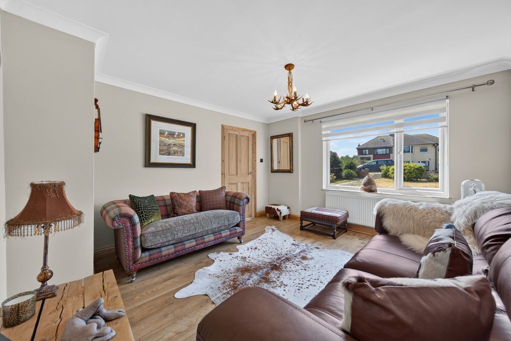 Property photo 2 of 45