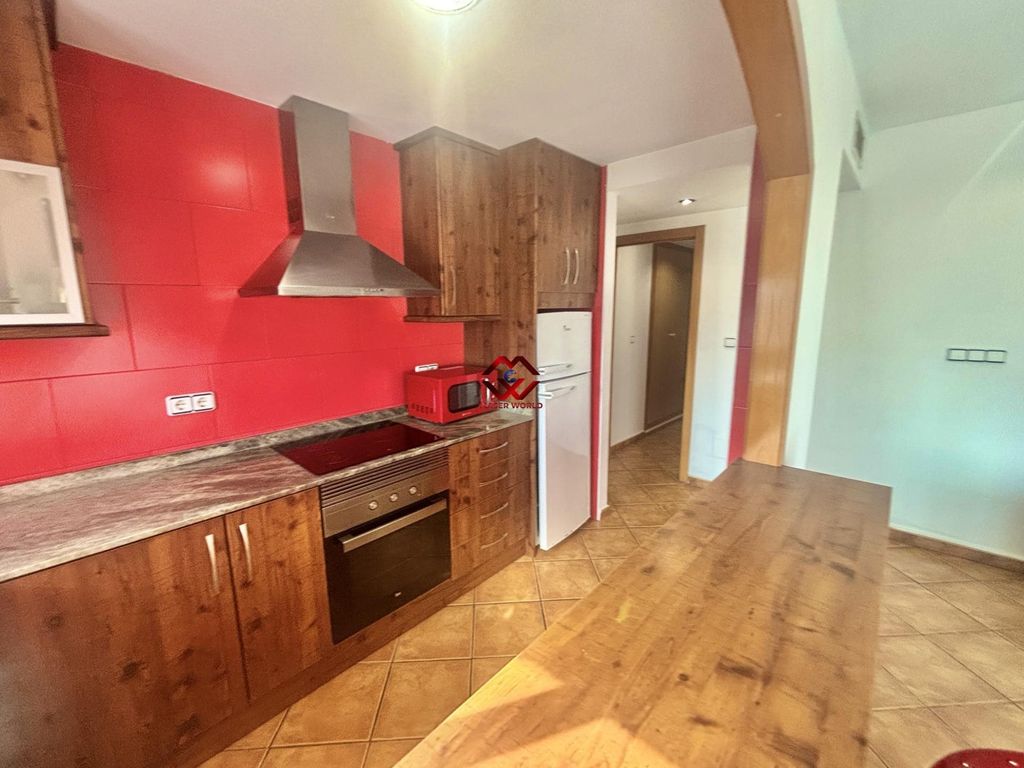 Property photo 3 of 27