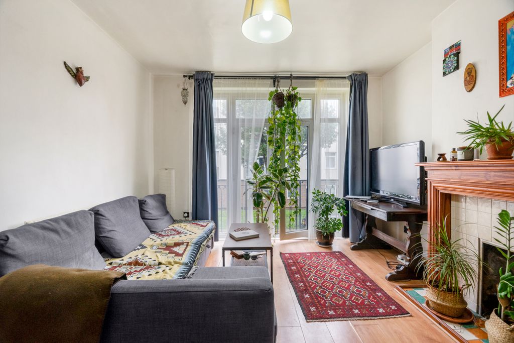 Property photo 1 of 10 Picture No. 02