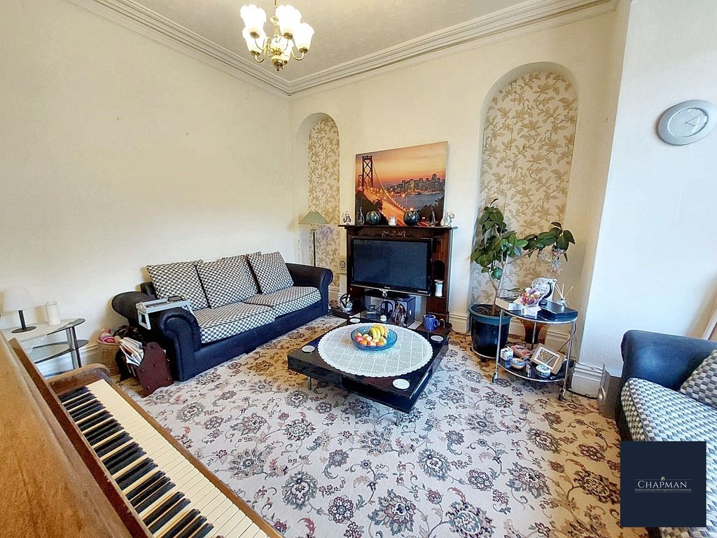 Property photo 2 of 46