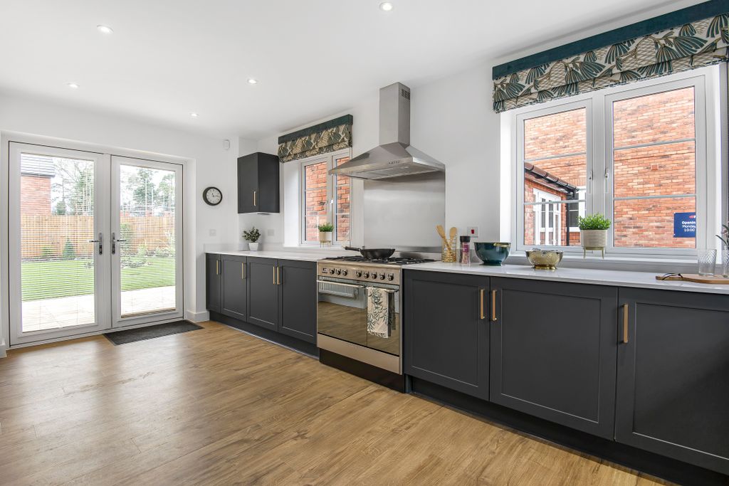 Property photo 3 of 8 80924017