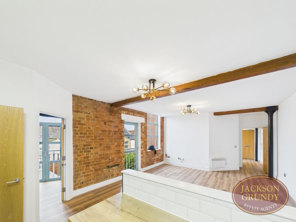 Property photo 2 of 14 Duke Street