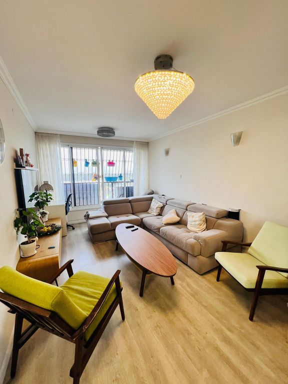 Property photo 1 of 7