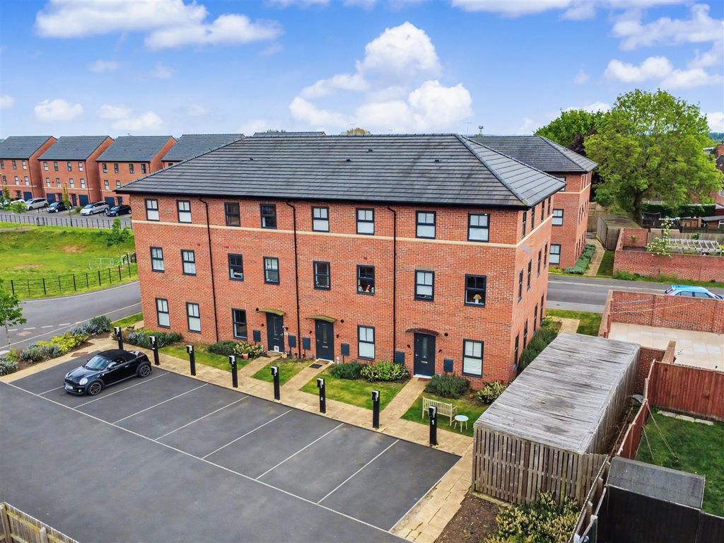 Property photo 1 of 11 Drone_.Jpeg