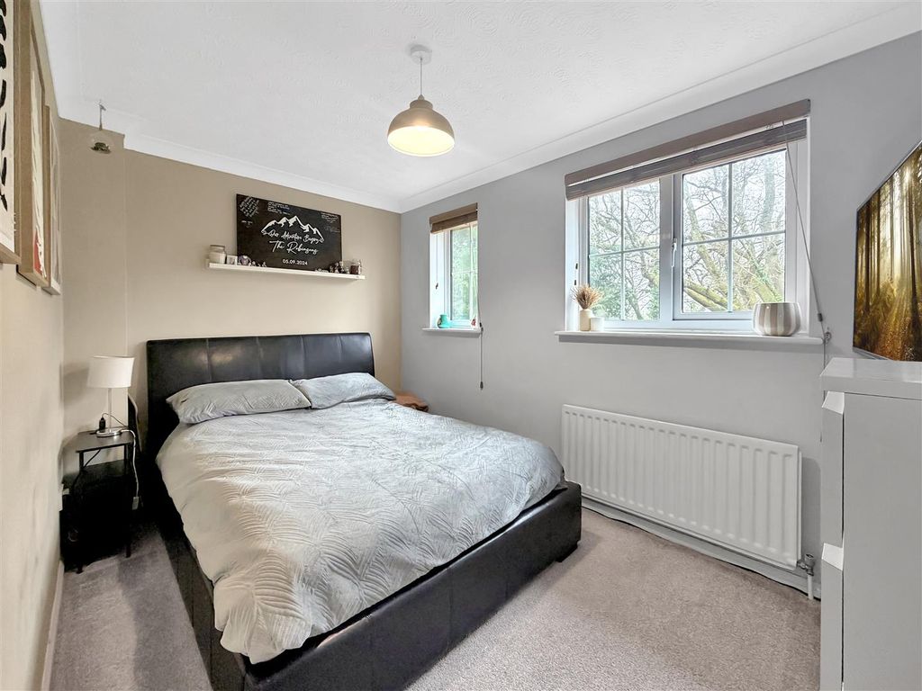 Property photo 3 of 11 Img_4806 (1).Jpg