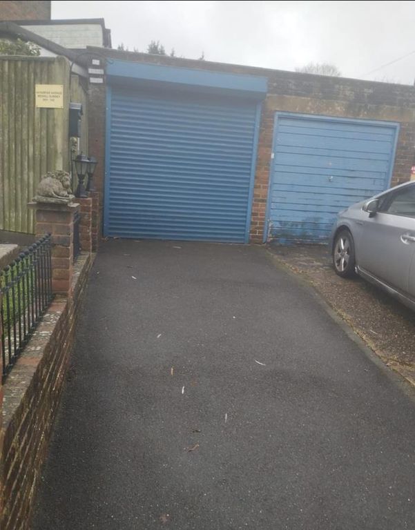 Property photo 2 of 5