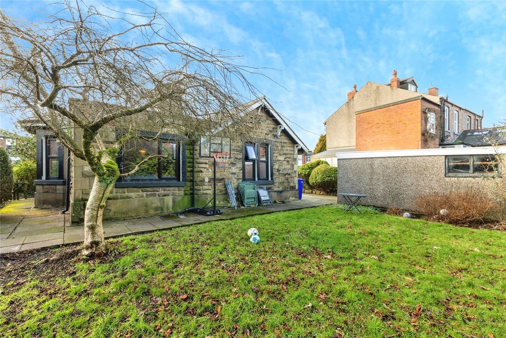 Property photo 1 of 22 Picture No. 17