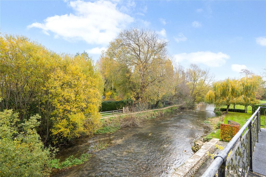 Property photo 2 of 23 View