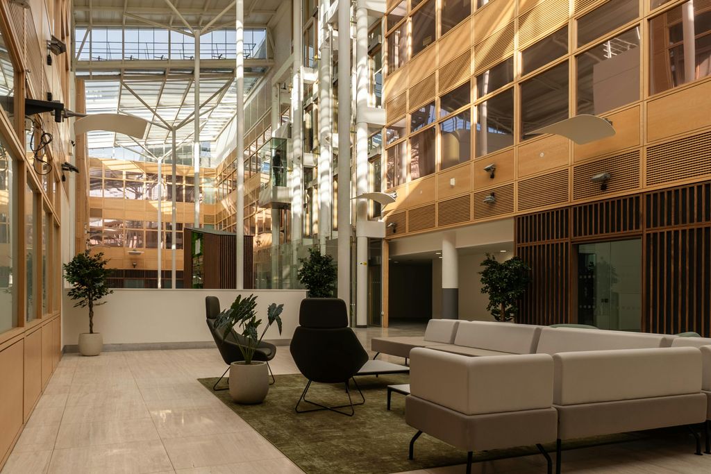 Property photo 3 of 10 Atrium8.Jpg