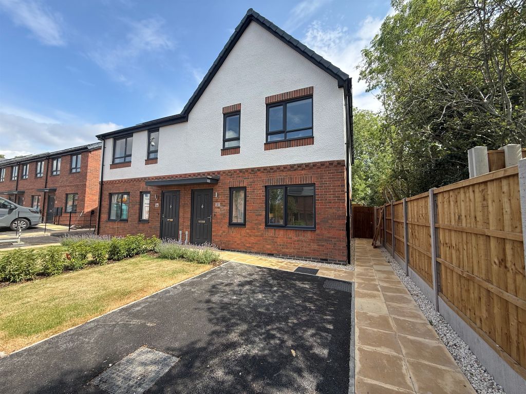 Property photo 1 of 1