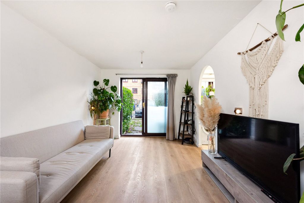 Property photo 2 of 12 Picture No. 08