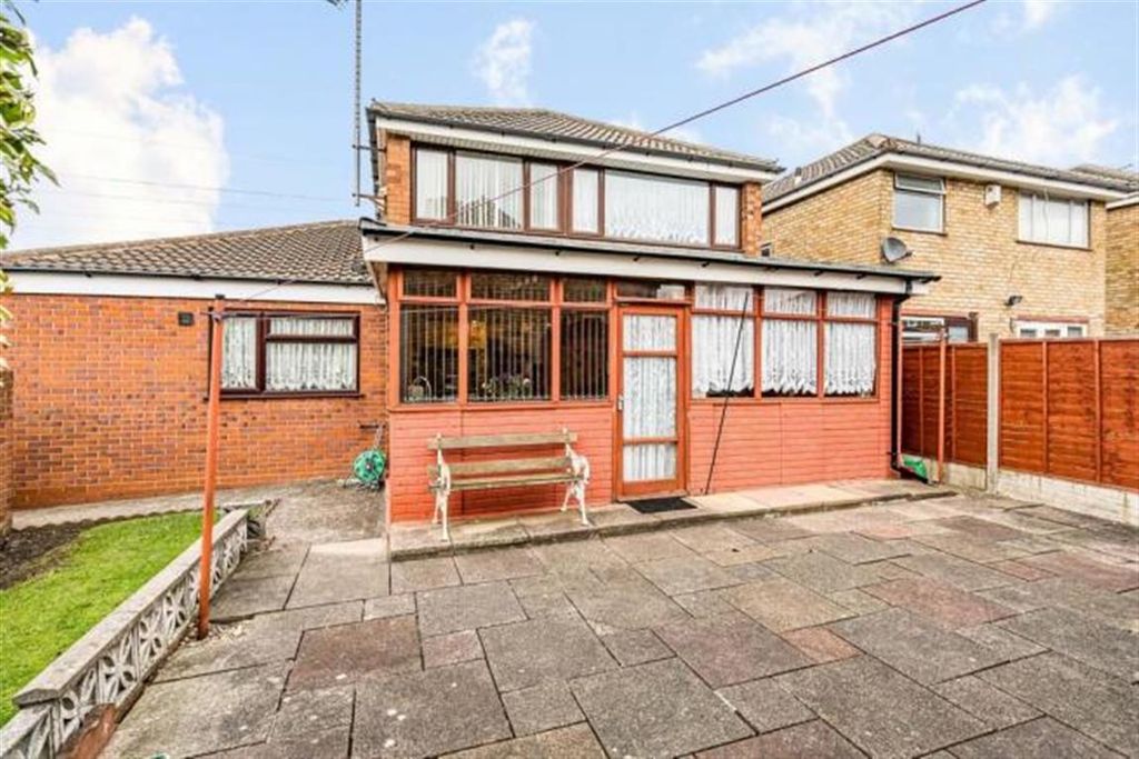 Property photo 2 of 13