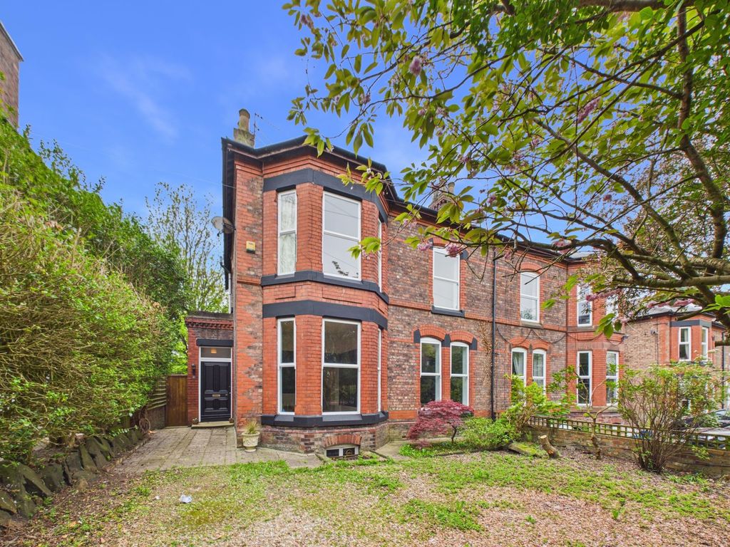 Property photo 1 of 34