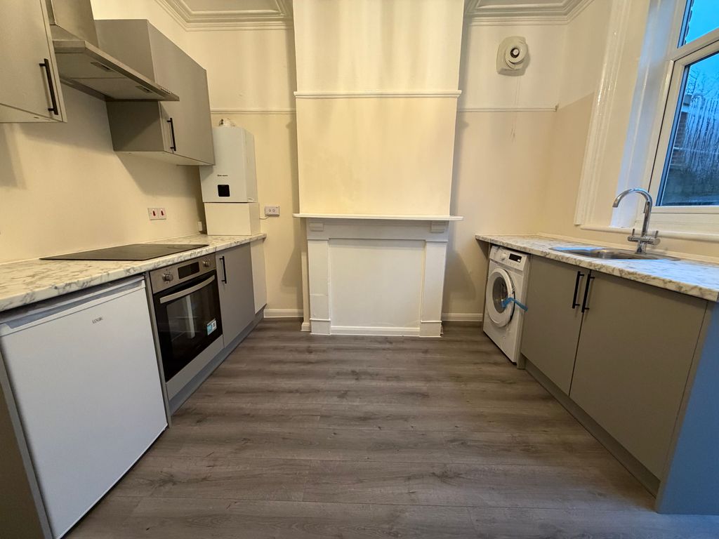 Property photo 1 of 3