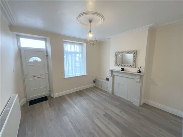 Property photo 2 of 21 Living Room