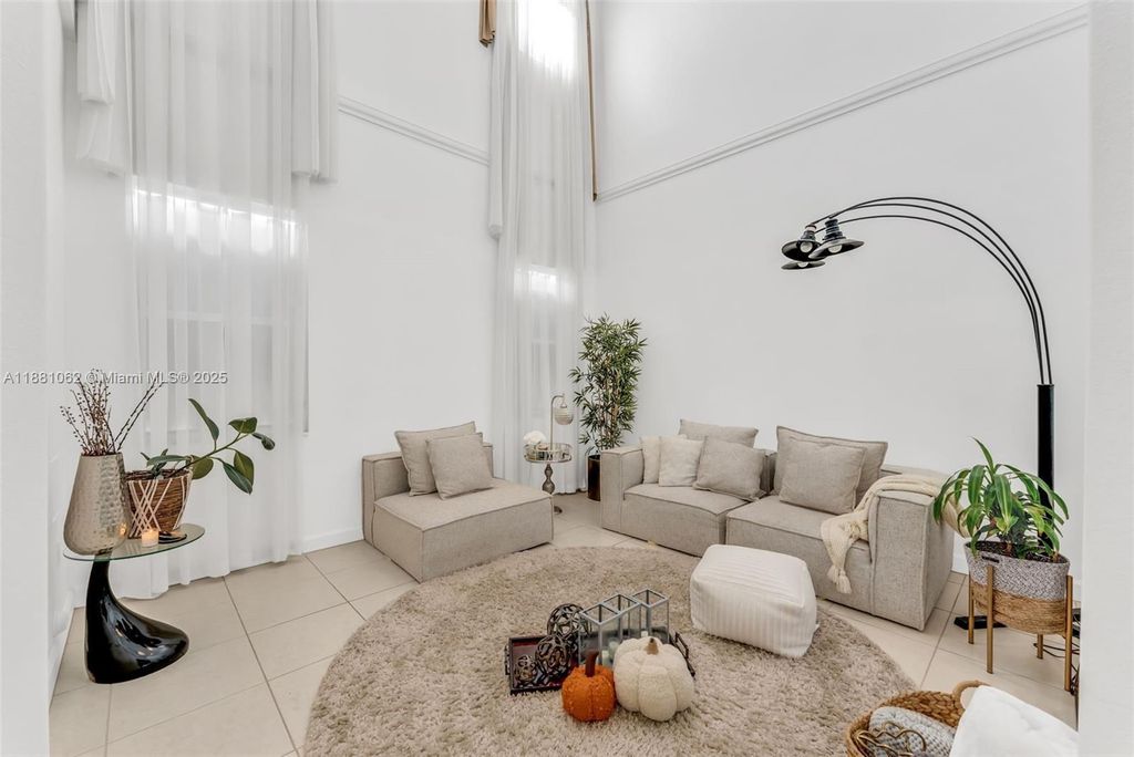 Property photo 2 of 15 <Alttext/>