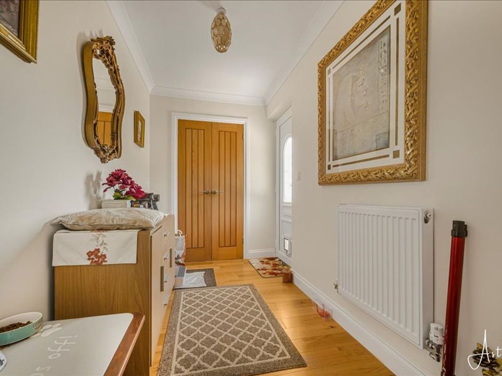 Property photo 2 of 24