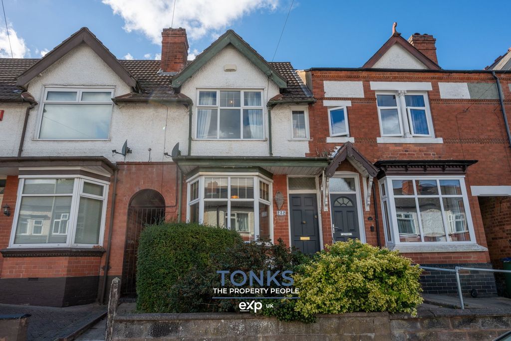 Property photo 1 of 11
