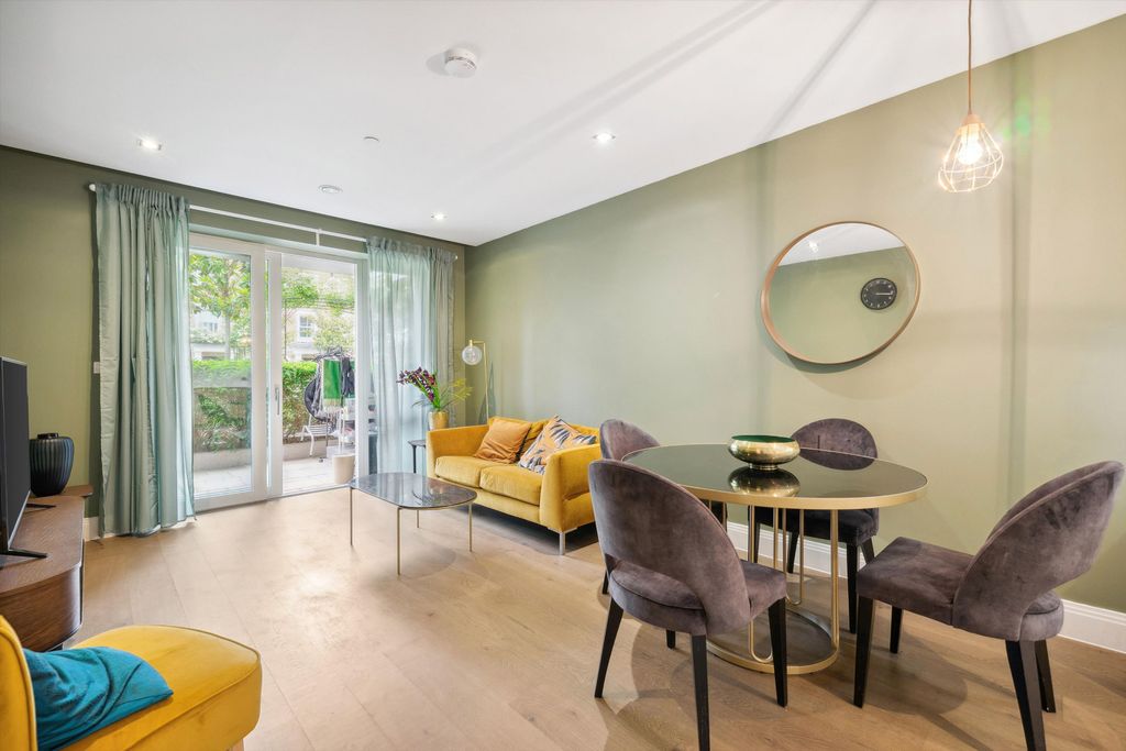 Property photo 2 of 14 Image