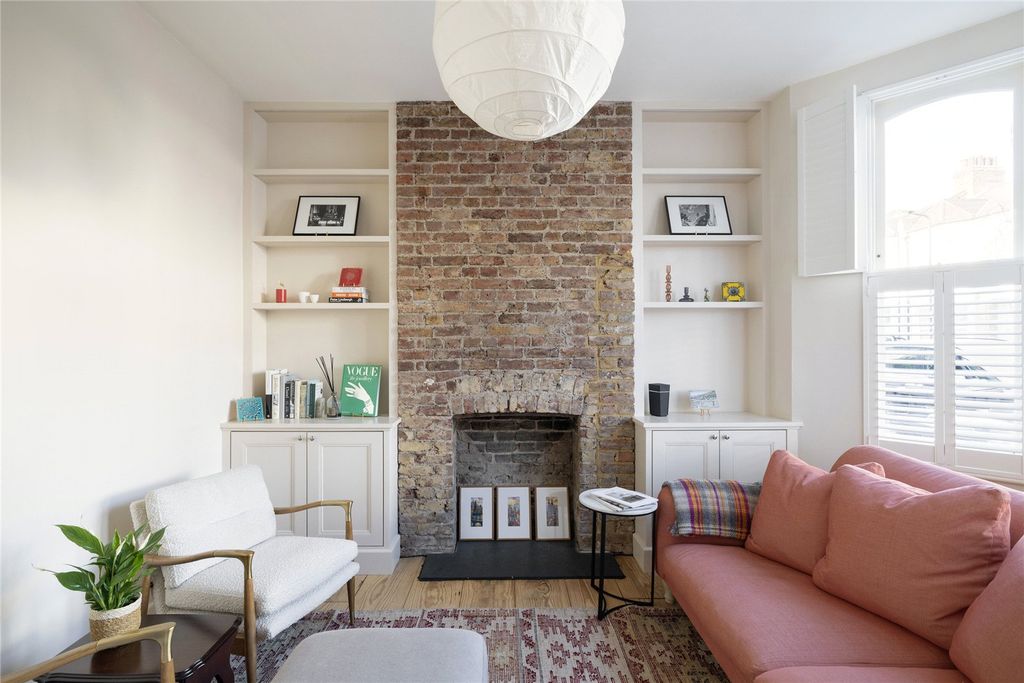 Property photo 3 of 19 Picture No. 11