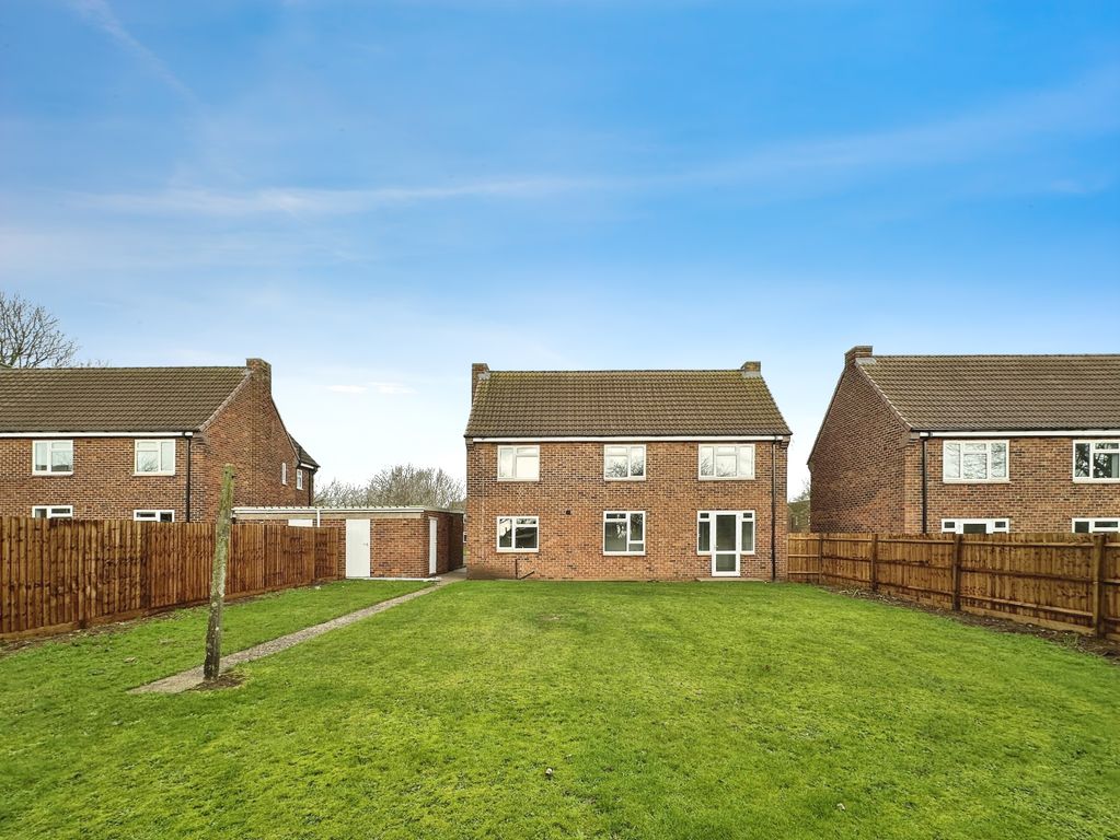 Property photo 2 of 22 Image