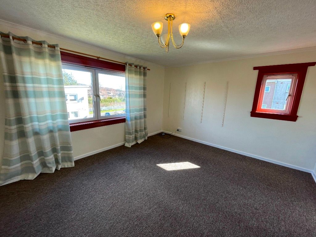 Property photo 3 of 16 Photo 3