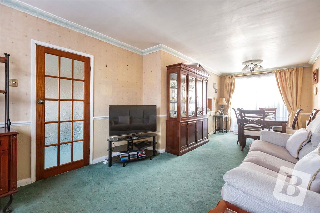 Property photo 3 of 12 Living Room