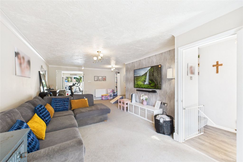 Property photo 2 of 10 Picture No. 29