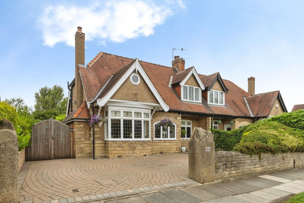 Property photo 1 of 22