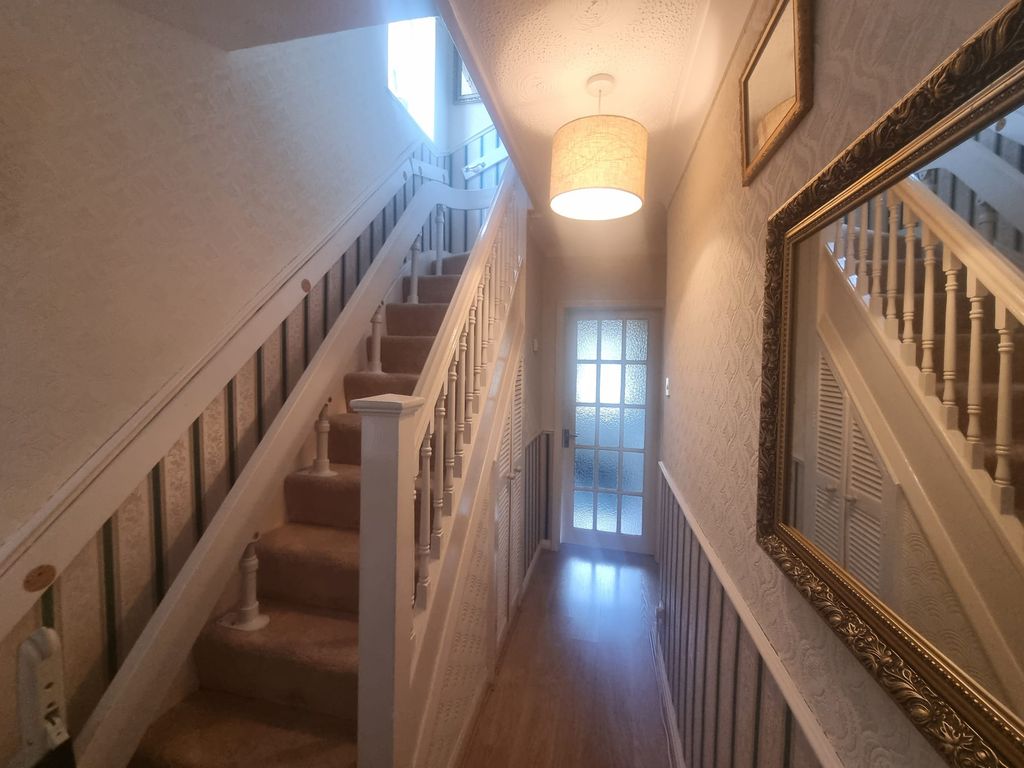 Property photo 2 of 7 13