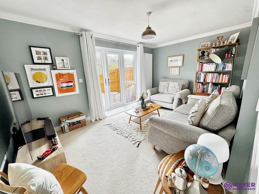 Property photo 3 of 15