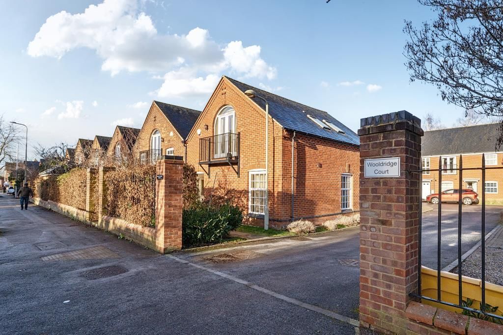 Property photo 1 of 1 External