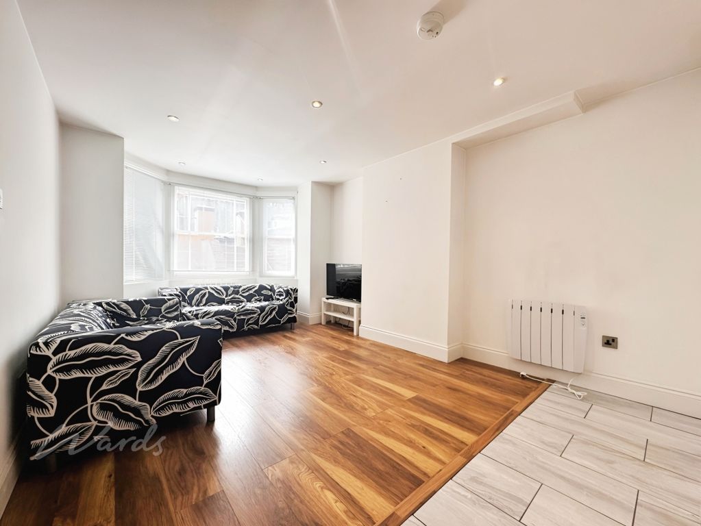 Property photo 1 of 7 Fod Lounge